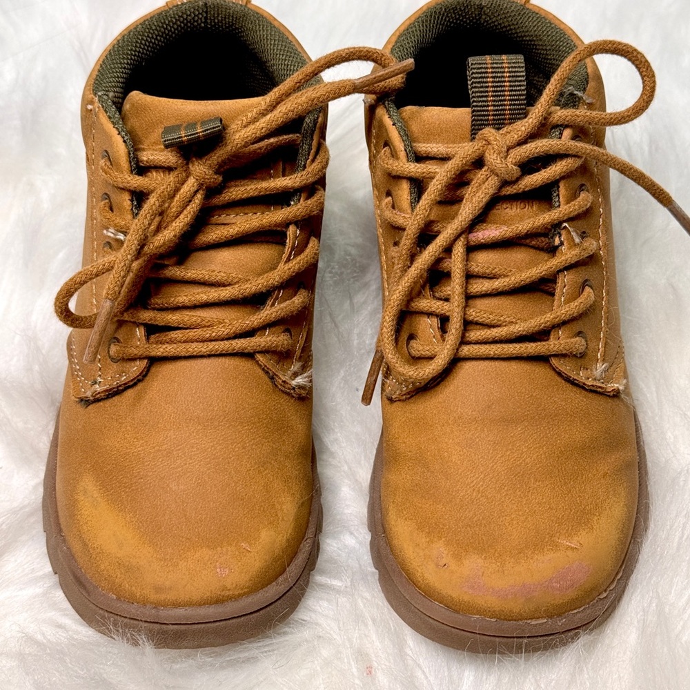 London Fog Brown Kids Lace Boots Size 11